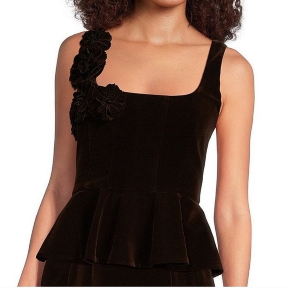 Muse By Marchesa Grove Woven Velvet 3D Rosette Scoop Neck Peplum Top 14 - Picture 3 of 11